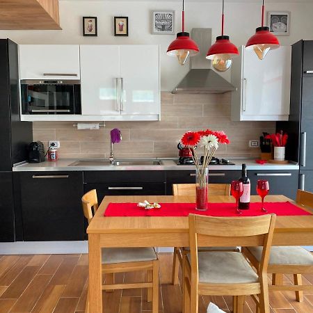 Nidi Del Faggio Rosso - Family Holiday Home Maresca Exterior photo